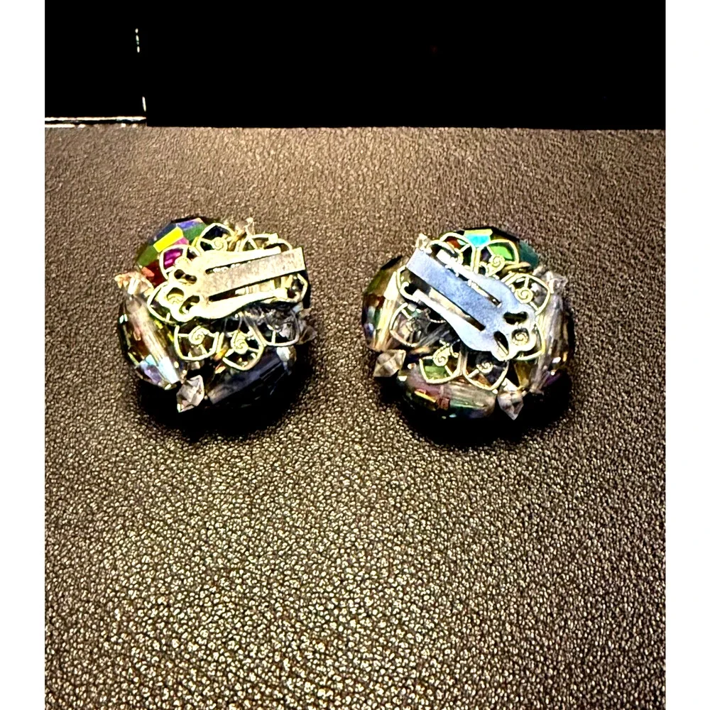 Vintage Faceted Crystal Iridescent Rhinestone Aurora Borealis Clip-on Earrings